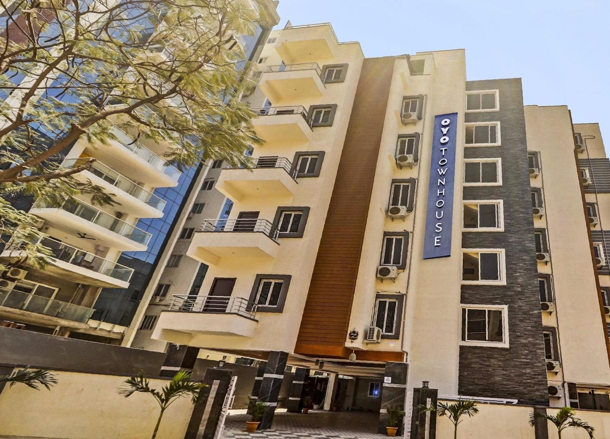 Hotel Collection O White House Near Kims Kondapur Kondapur  Esterno foto