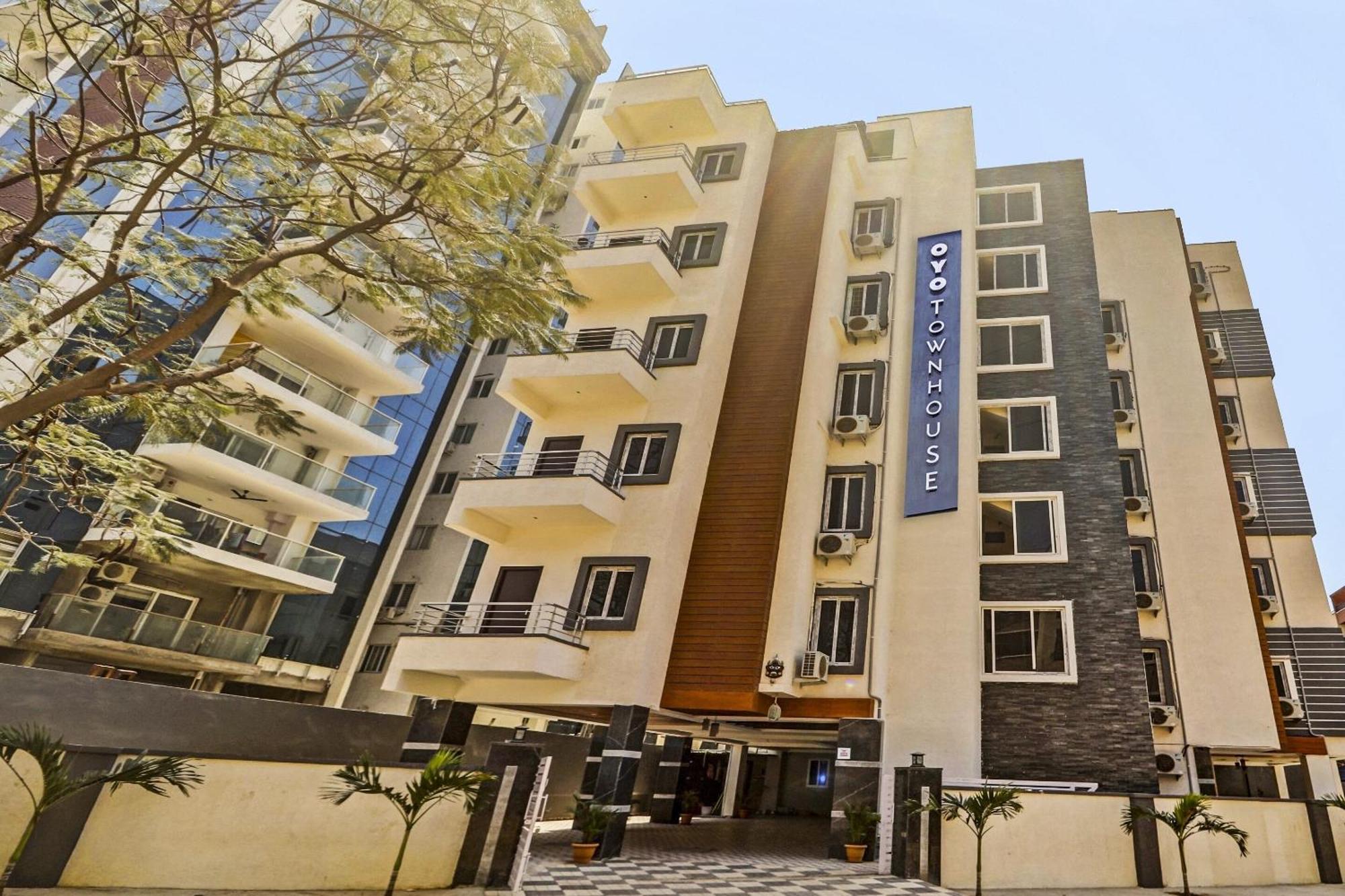 Hotel Collection O White House Near Kims Kondapur Kondapur  Esterno foto
